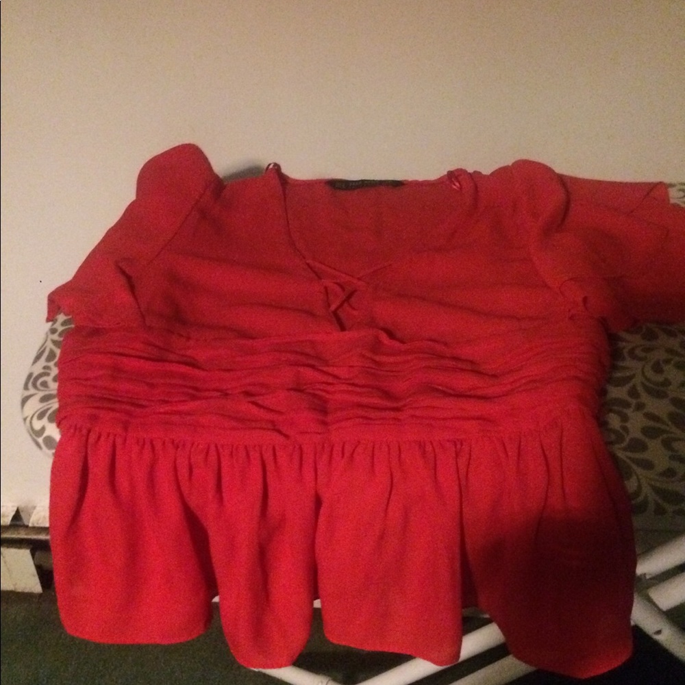 Tops - Picture 3 of 4